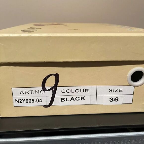 BONAVI Studded Platform Stiletto Pumps Heels Black Red bottoms Suede Shoes Sz 36 - Picture 9 of 10